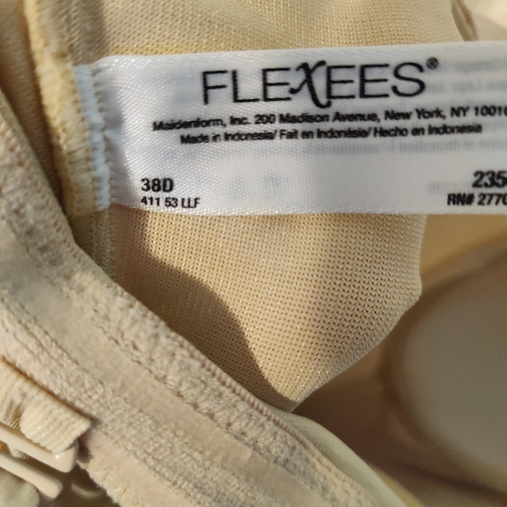 Shapewear Bodysuit - Removable/Convertible Straps - Size 38D - Picture 6 of 12